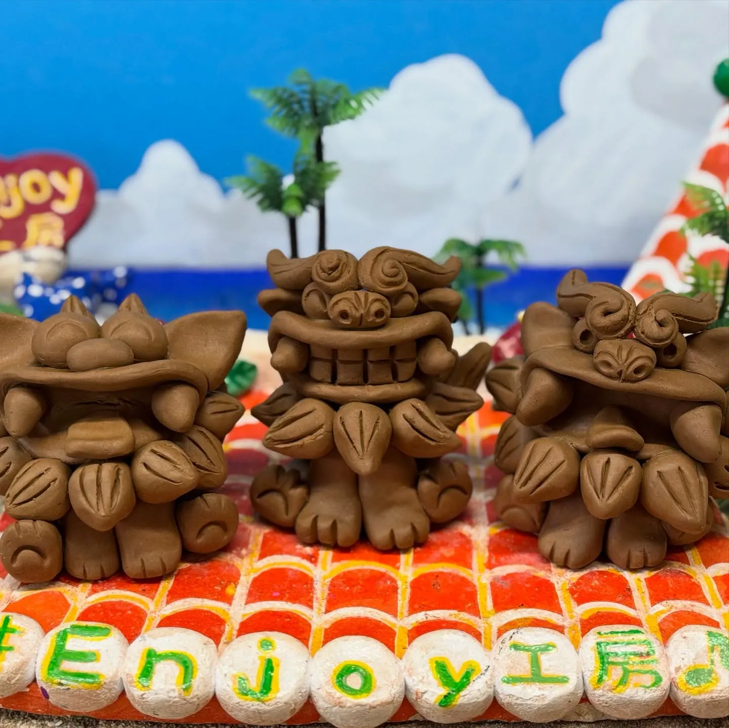 粘土玉から作ったお客様のシーサーの作品です(^^)