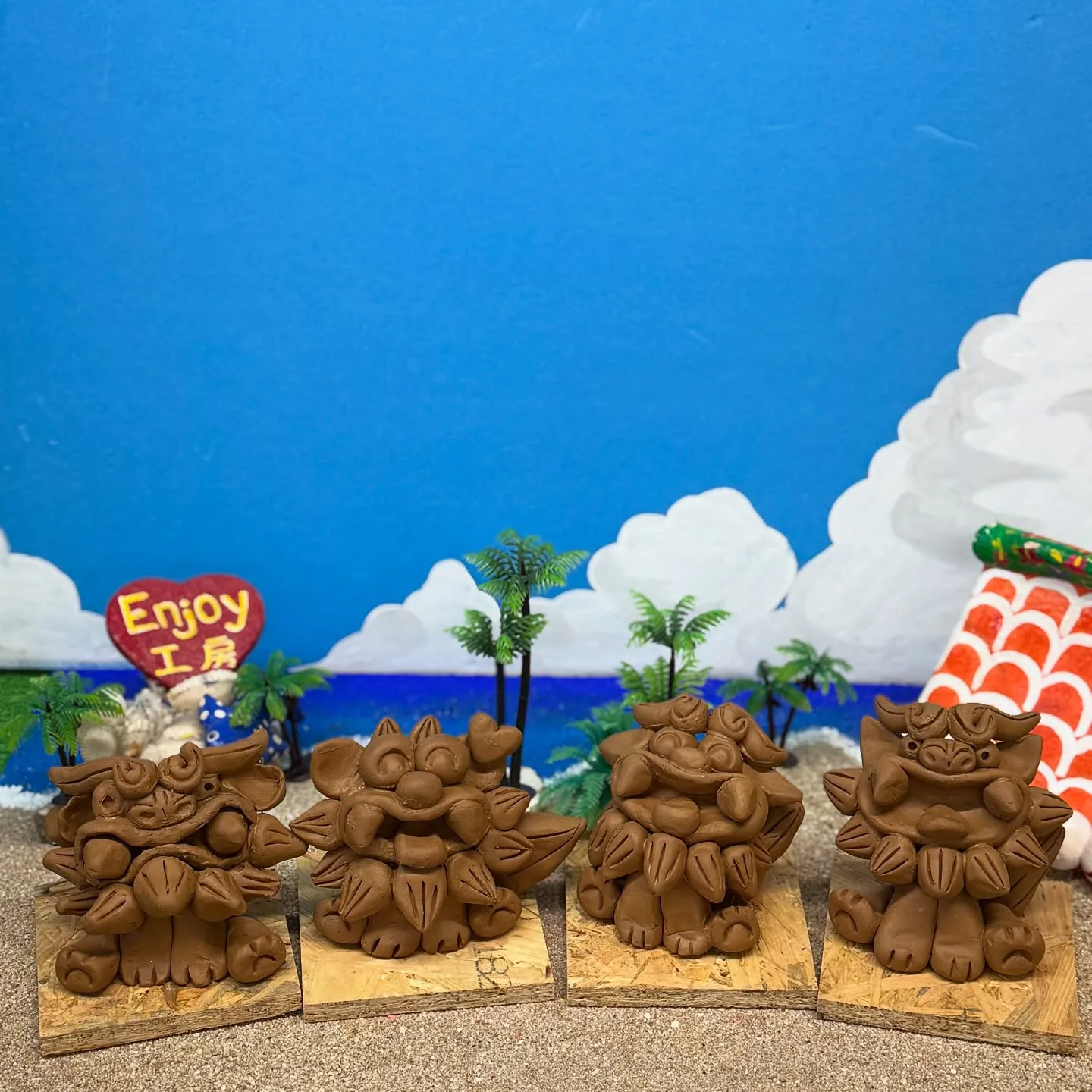 粘土玉から作ったお客様のシーサーの作品です(^^)