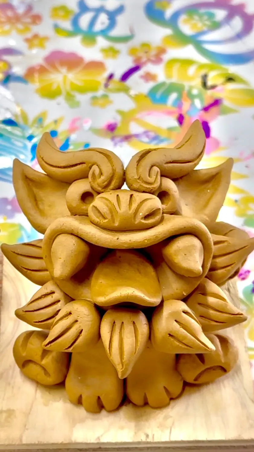 ✈️社員旅行でシーサー作り体験✨